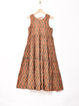 【4色展開】Emerald Motel バックリボン 織柄 ティアード スリーブレスワンピース