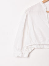 クロップド丈 ホワイトブラウス