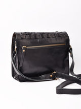 編み込みレザー ブラック スクエア ショルダーバッグ