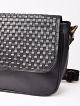 【2色展開】編み込みレザー スクエア ショルダーバッグ