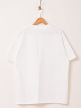 【2色展開】 プリント Tシャツ「Chill Out Boy」