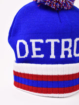 【3色展開】ポンポン付き ロゴ ニットキャップ「DETROIT」