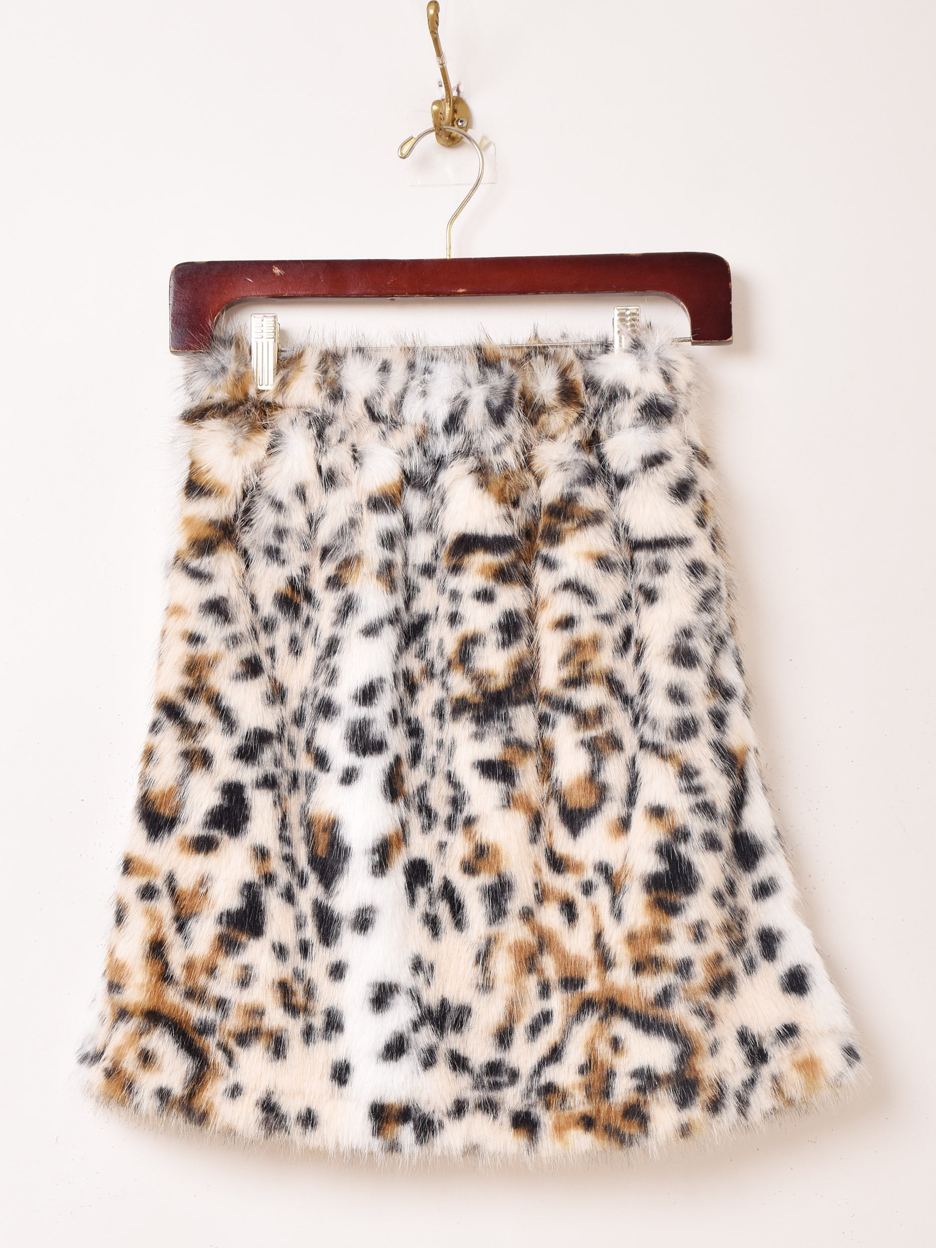 2色展開】Meridian アニマル柄 フェイクファー ミニスカート – 古着屋