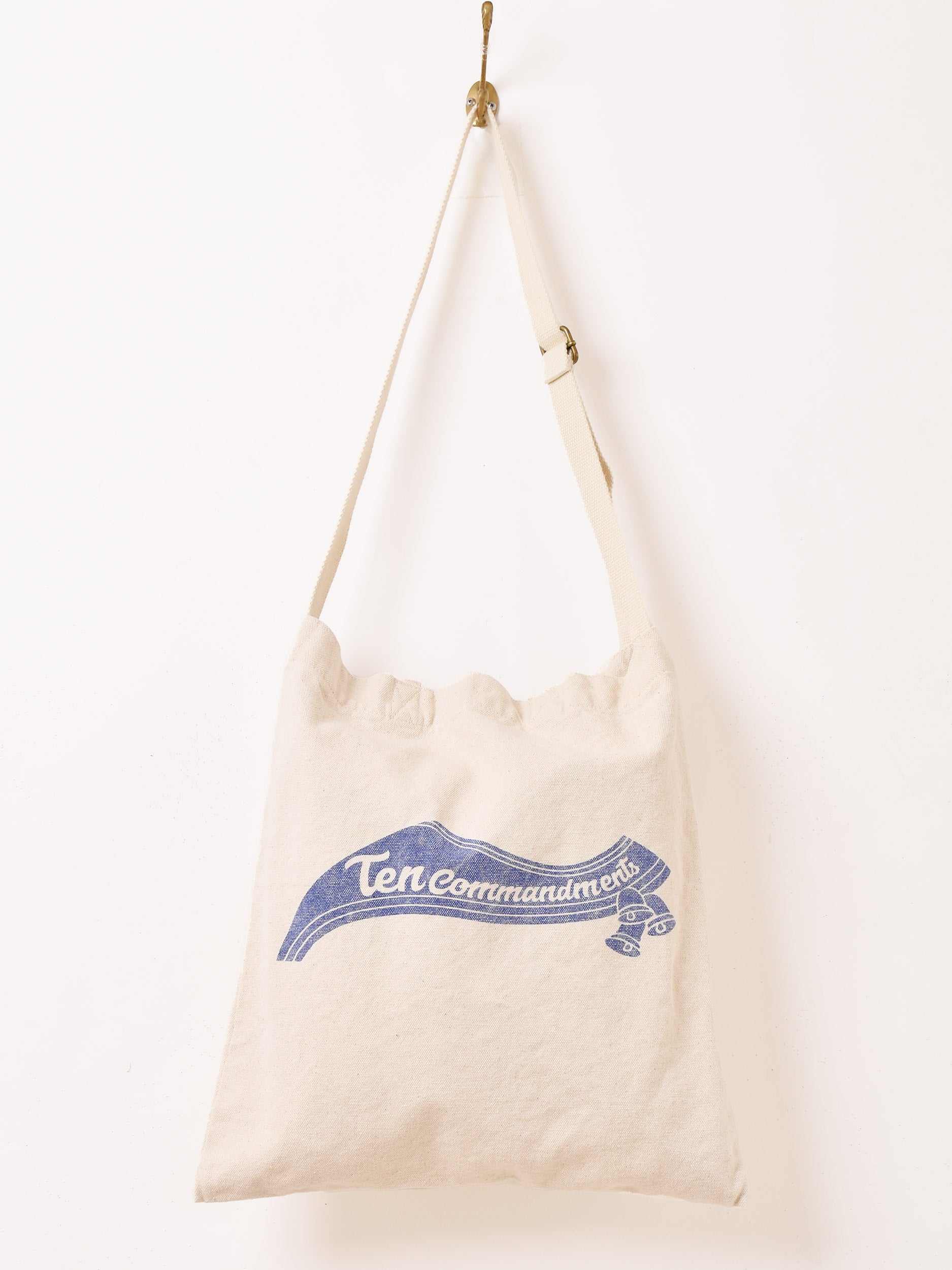 【TOTEME】ロゴ シングルコンパートメント トップハンドルバッグ Top handle bags – TOTEME