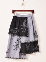 【2色展開】Emerald Motel 刺繍 ランダムデザイン スカート