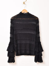 【2色展開】Meridian 長袖 タートルネック フリルスリーブ レースカットソー