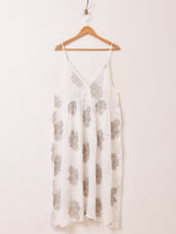 【2色展開】Emerald Motel 刺繍 オーガンジー キャミソールワンピース