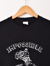 【3色展開】 プリントTシャツ「IMPOSSIBLE IS NOTHING」」