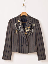 ヴィンテージブローチ付き ストライプ柄 テーラードジャケット