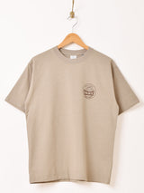 【2色展開】 プリントTシャツ「HIT THE PANIC BUTTON」