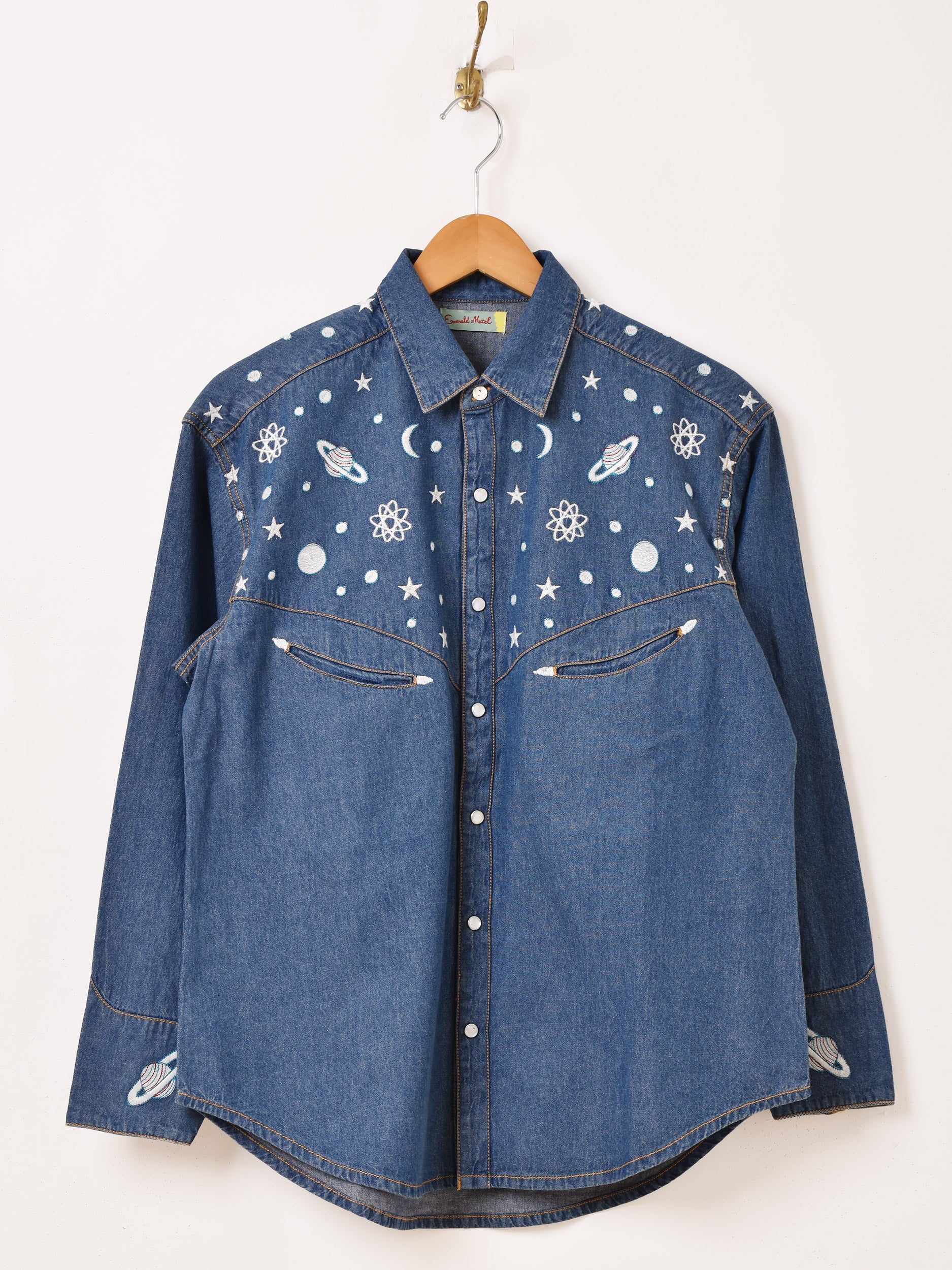 Emerald Motel スペース柄 刺繍 ウエスタン デニムシャツ – 古着屋Top