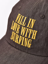 刺繍入り キャップ 「FALL IN LOVE WITH SURFING」