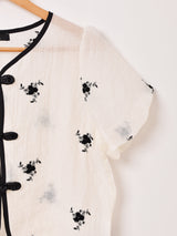 【2色展開】Meridian 半袖 刺繍 チャイナボタン シアーブラウス