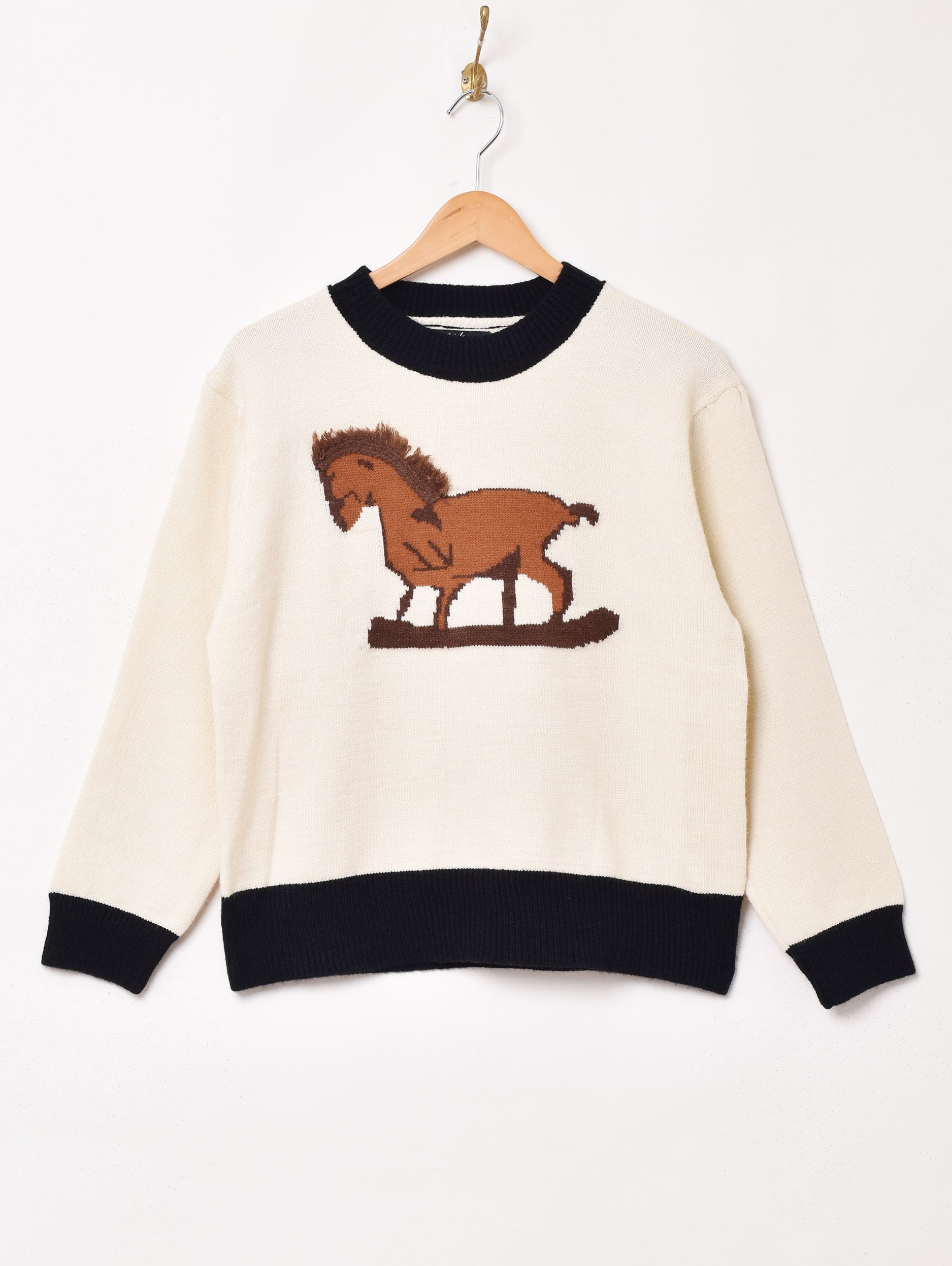 C03_5673.jpg?v=1700721846