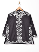 【2色展開】マンダリンカラー 刺繍ブラウス
