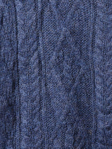 ケーブルセーター