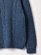 ケーブルセーター