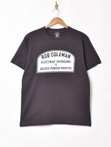 【2色展開】 プリントTシャツ【ROB COLEMAN】