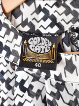 幾何学柄 ブラウス