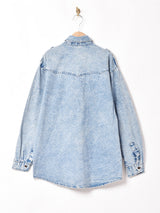 パッチ付き 長袖 ケミカルウォッシュデニムシャツ