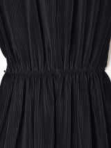 プリーツ スリーブレスワンピース