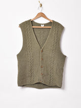 ウッドボタン ケーブルニットベスト