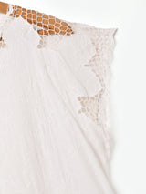 カットワークトップス