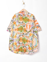 総柄 半袖シャツ