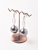 ビーズ ダングルイヤリング