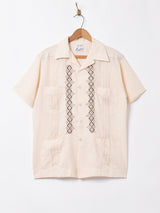 キューバシャツ