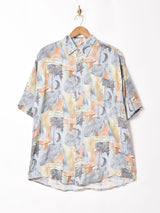 総柄 半袖シャツ