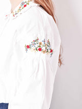 花刺繍入り ホワイトブラウス