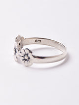 3連 花モチーフ シルバーリング