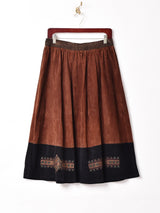 スエード 刺繍 フレアスカート