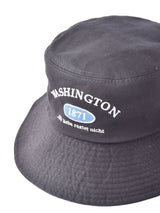 【2色展開】刺繍入り バケットハット「WASHINGTON 1871」