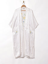 中国製 刺繍入り ガウン