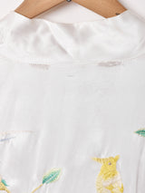 中国製 刺繍入り ガウン