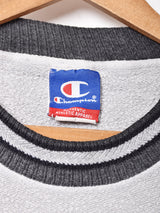 Champion 裏生地デザインスウェットシャツ