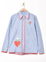 パッチ付き シャンブレーシャツ