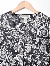 総柄 ノーカラー 長袖シアーブラウス