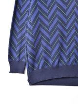 総柄 Vネックセーター