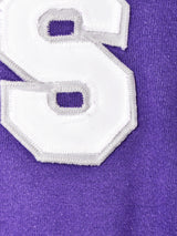 パッチ付き カレッジスウェットシャツ