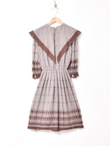 後染め 刺繍 ビブカラー 7分袖ワンピース