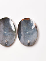 ブラック オーバルピアス