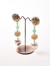 パール ダングルイヤリング