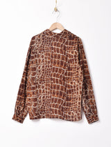 ダブルカラ— 総柄シャツ