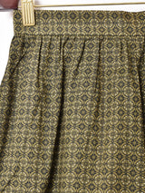 総柄フレアスカート