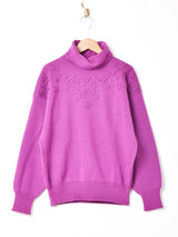 テープデザイン タートルネックセーター