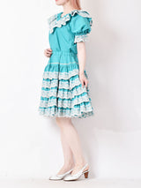 ラッフルカラーラメ刺繍セットアップ