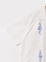 【2色展開】Backers 刺繍 グアヤベラシャツ
